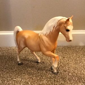 Old Breyer stallion